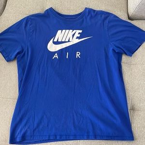 Nike T-shirt